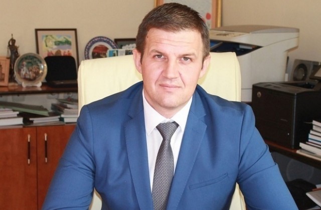 Областният управител на Хасково следи ситуацията в Турция
