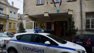 Баба изгърмя с 1200 лв за фалшив пакет с документи