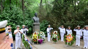 Варна отбеляза 179 г от рождението на Васил Левски СНИМКИ