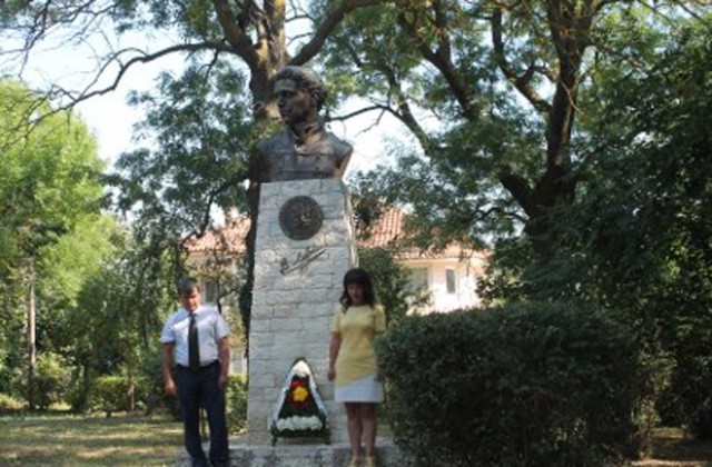 Каварна отдаде почит на Васил Левски