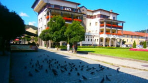 Променлива облачност и приятни температури ни очакват във вторник