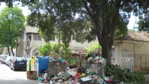 Строителни фирми изхвърляли отпадъците си за сметка на Общината