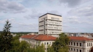 Подписаха договора за топъл обяд