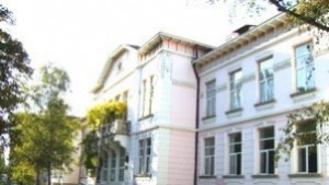 Закриват Гимназия Неофит Рилски няма ученици