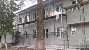 Усилени ремонти на улици и сгради в Нова Загора