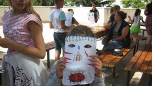 Кукерски маски изработваха децата в Исторически музей Дупница