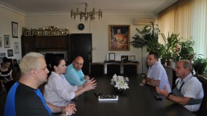 Кметът се срещна с клавирното дуо Аглика ГеноваЛюбен Димитров