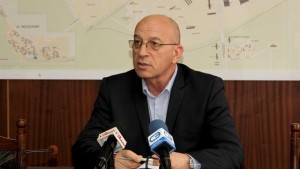 Предлагат изменение на Закона за държавния служител