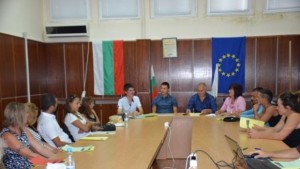 Студенти и преподаватели тръгват По стъпките на мис Стоун