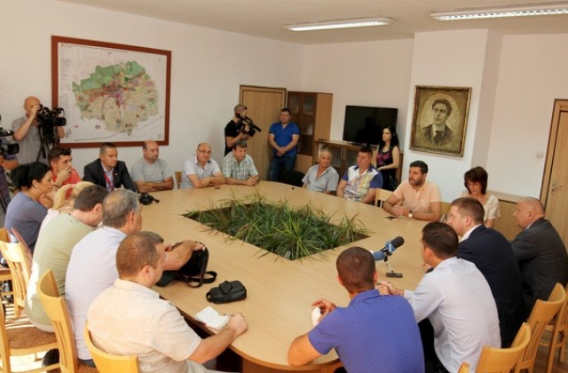 Предлагат най-ниската ставка на данъка за старозагорските таксита