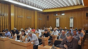 И третия път докладната за кредита на Общински пазари не