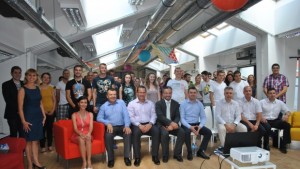 Ученици от Кюстендил и Дупница в лятната стажантска програма на