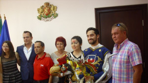 С дефиле на участниците започва фестивалът Фолклор без граници