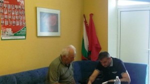 Кирил Добрев кани дряновци на приемната си през социалните мрежи