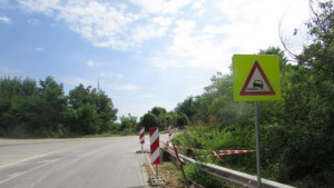 Пропадна път между Самоводене и Първомайци