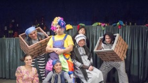 Около 4000 души са аплодирали детския спектакъл Карлсон и дребосъчето