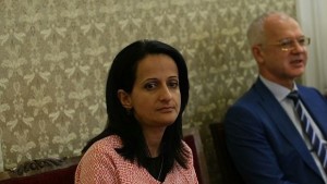 Парламентът избира нов шеф на КФН