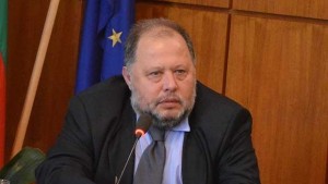 Правят два асансьора в сградата на общинската управа във Враца