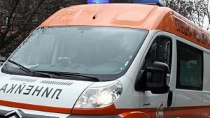 Две деца в болница след катастрофа край Карнобат