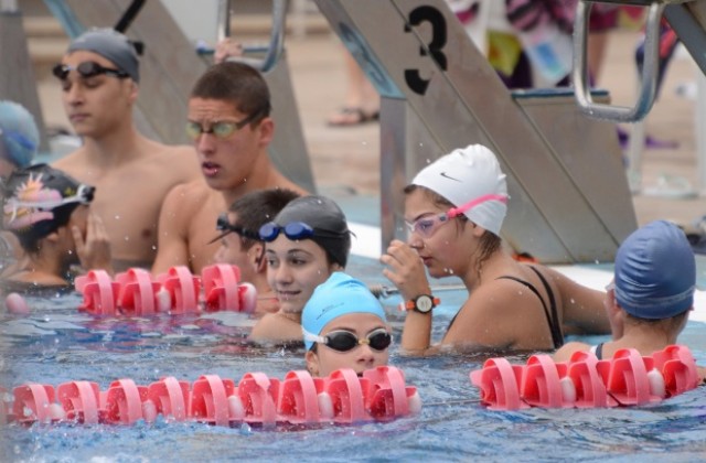 Над 450 състезатели се включват в турнира по плуване „Юлиян Русев“