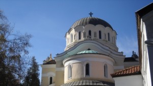 Крадец на медна ламарина от храм Св Мина ще лежи