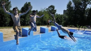 Данъчните проверяват атракционите през летния сезон