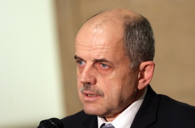 Зам.-министър Георги Костов ще открие дискусия за нападението от корояди върху боровите култури