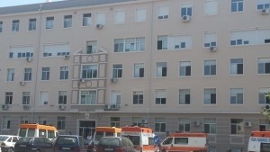 Двама души в болницата след катастрофи