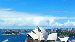 Австралия се е преместила с 15 м на север