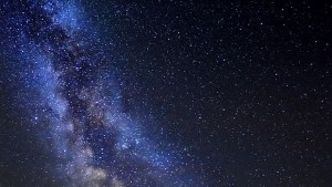 Откриха какво деформира диска на Млечния път