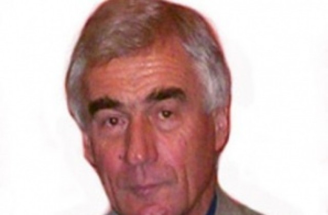 Зам.-кмет с 1.65 промила алкохол зад волана