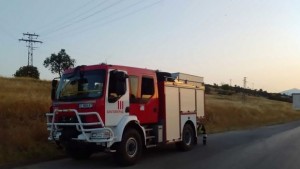 Огромен пожар бушува снощи край Благоевград