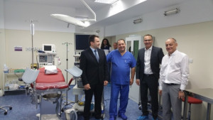 Дариха модерна апаратура на Клиниката по урология в УМБАЛ Пловдив