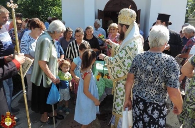 Голям празник в Лопушанския манастир