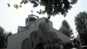 Стотици се стекоха в Рупите за годишнина от смъртта на