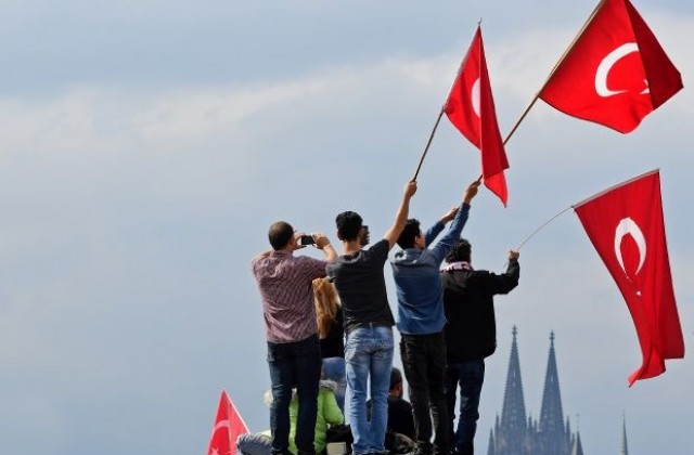 В Истанбул се подготвят за мега-митинг, очакват се 3,5 милиона  души