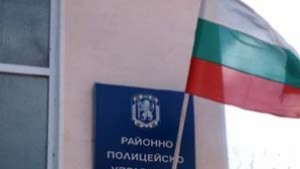 В Мъдрево засякоха шофьор без книжка а в край Каменово