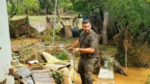 Андрей Новаков се включи като доброволец в отстраняването на щетите