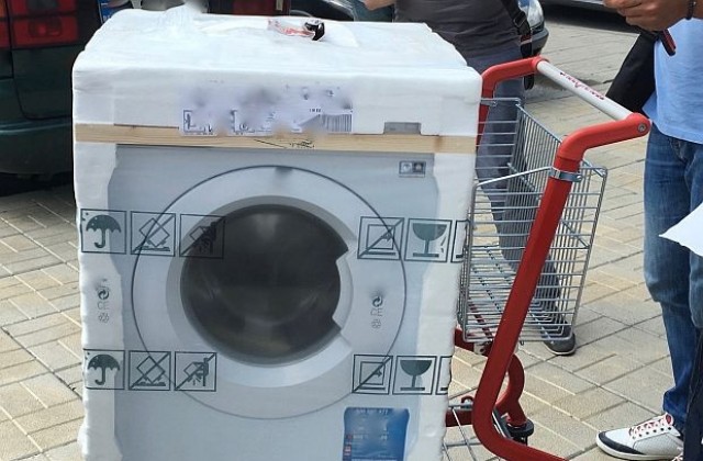 Глобяват търговска верига: пералня нямала инструкция на български