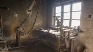 Вместо за скрап оборудването от работилницата на майстор Стоян отиде