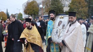 Хасково посреща чудотворната икона Св Богородица Златна ябълка