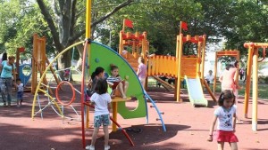 Обновен парк радва хората във Видин