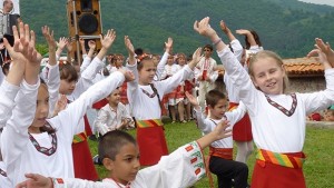 В Бели извор пристигат гости от близо и далеч