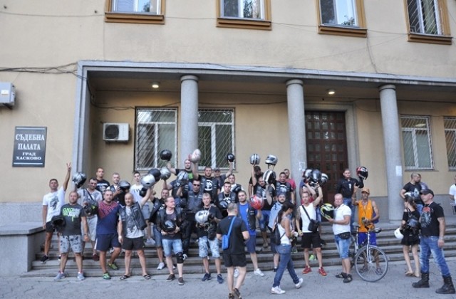 Протест на мотористите и в Хасково