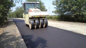 Напредва ремонтът на пътя Преселенци Сърнино