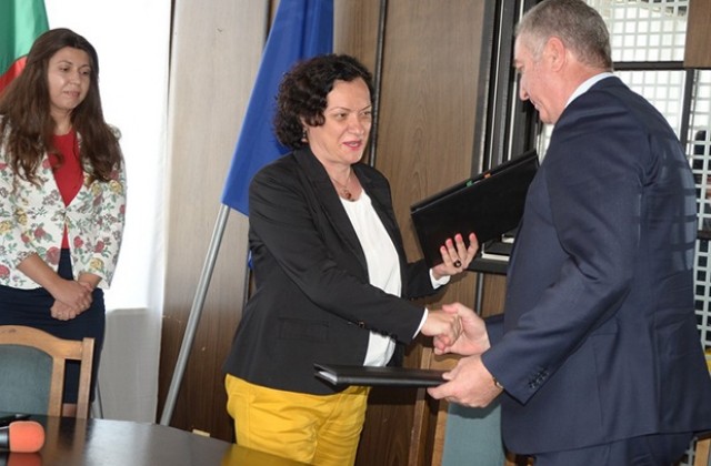 Подписан бе договорът за пречиствателната станция във Видин