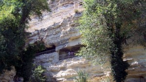 Аладжа манастир отново отворен