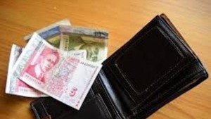 Французойка парамедик обра сервитьорка в Слънчев бряг