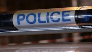 Белезници за банда от Румъния плячкосвали офиси и крали дамски