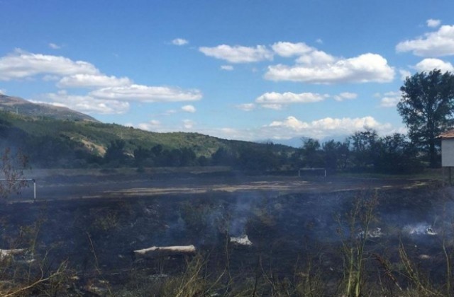 Изгоря стадиона в село Копиловци